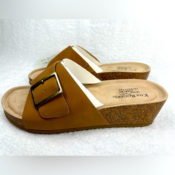 NWT, Kim Roger’s, ultra comfort technology, brown 2 inch wedges - Picture 4 of 4